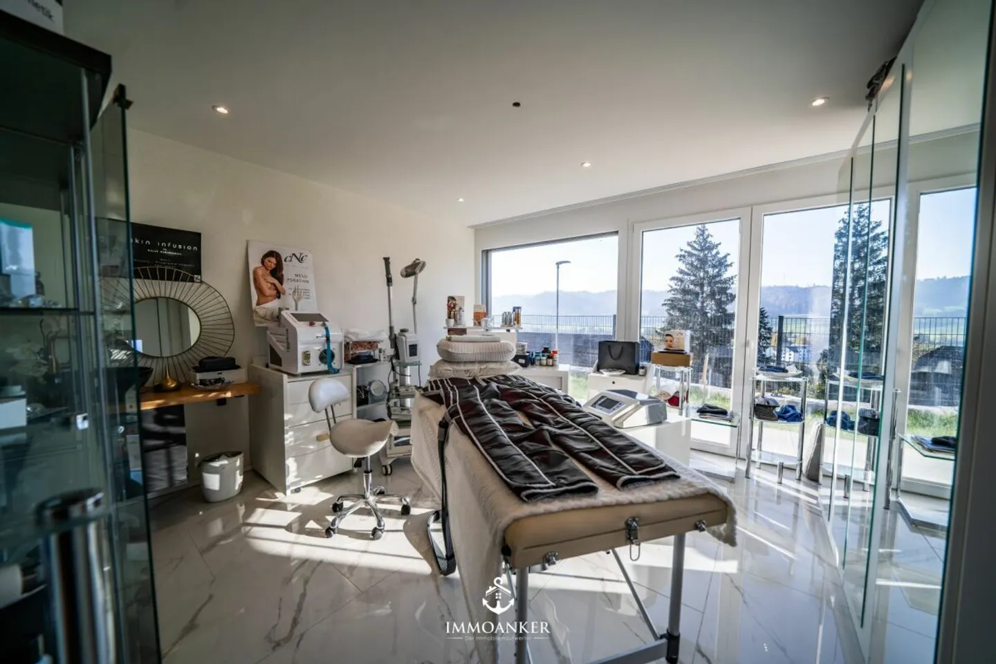 Élégance et modernité réunies - Votre maison exclusive dans un cadre idyllique à Moosleerau - Photo 11 sur 13