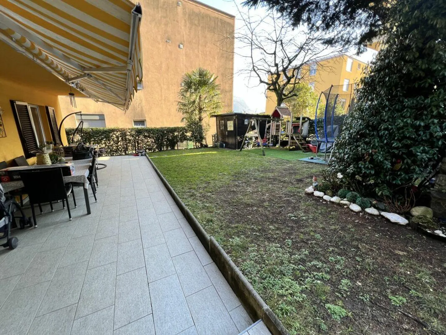 3,5 + 3,5 Zimmer Doppelhaushälfte mit Garten - Foto 27 von 28