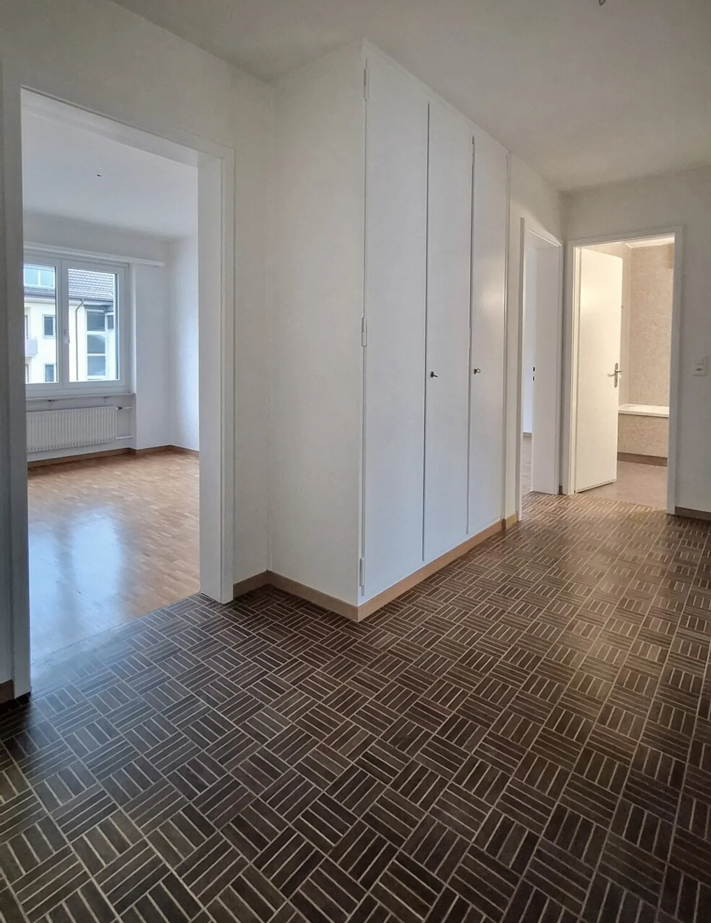 La tua nuova casa in una posizione centrale Appartamento 4 stanze con balcone - Foto 2 di 6