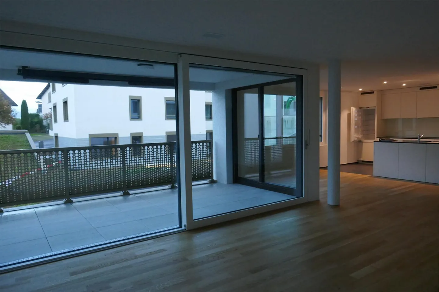 Appartement attrayant de 3,5 pièces - Photo 3 sur 8