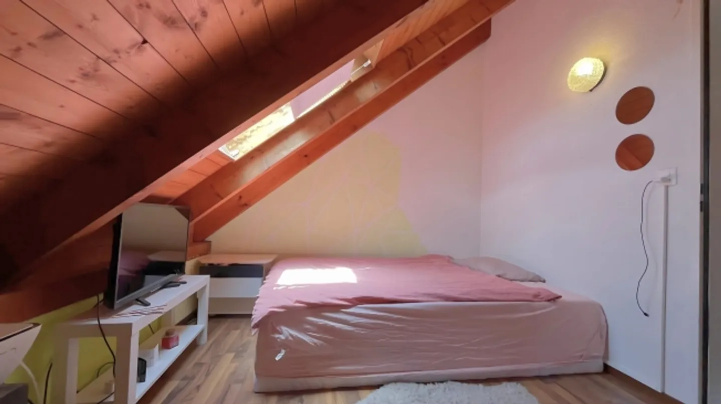 Corner townhouse with workshop possibility in Gebenstorf, 6.5 rooms - Photo 8 of 13