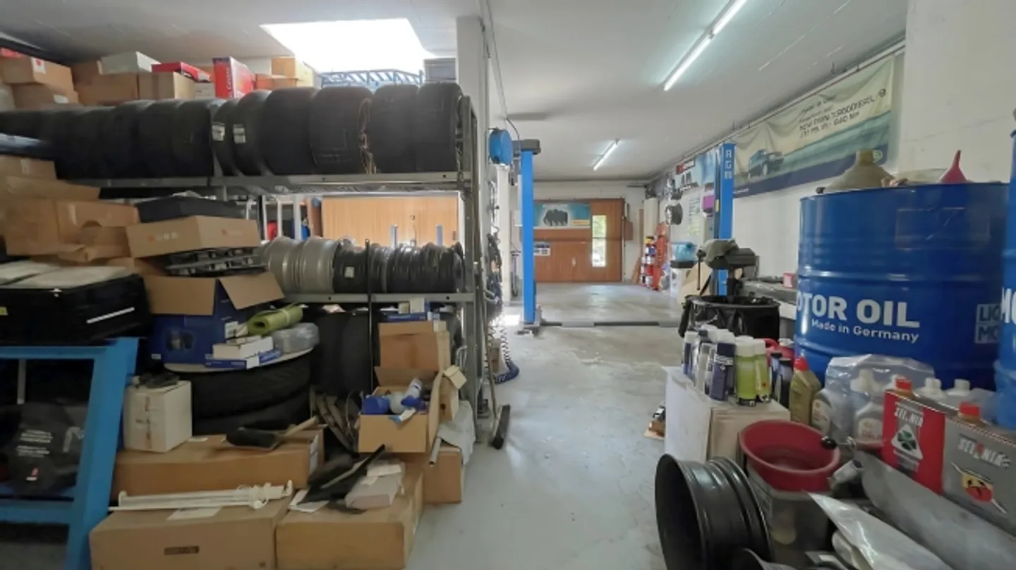 Corner townhouse with workshop possibility in Gebenstorf, 6.5 rooms - Photo 13 of 13