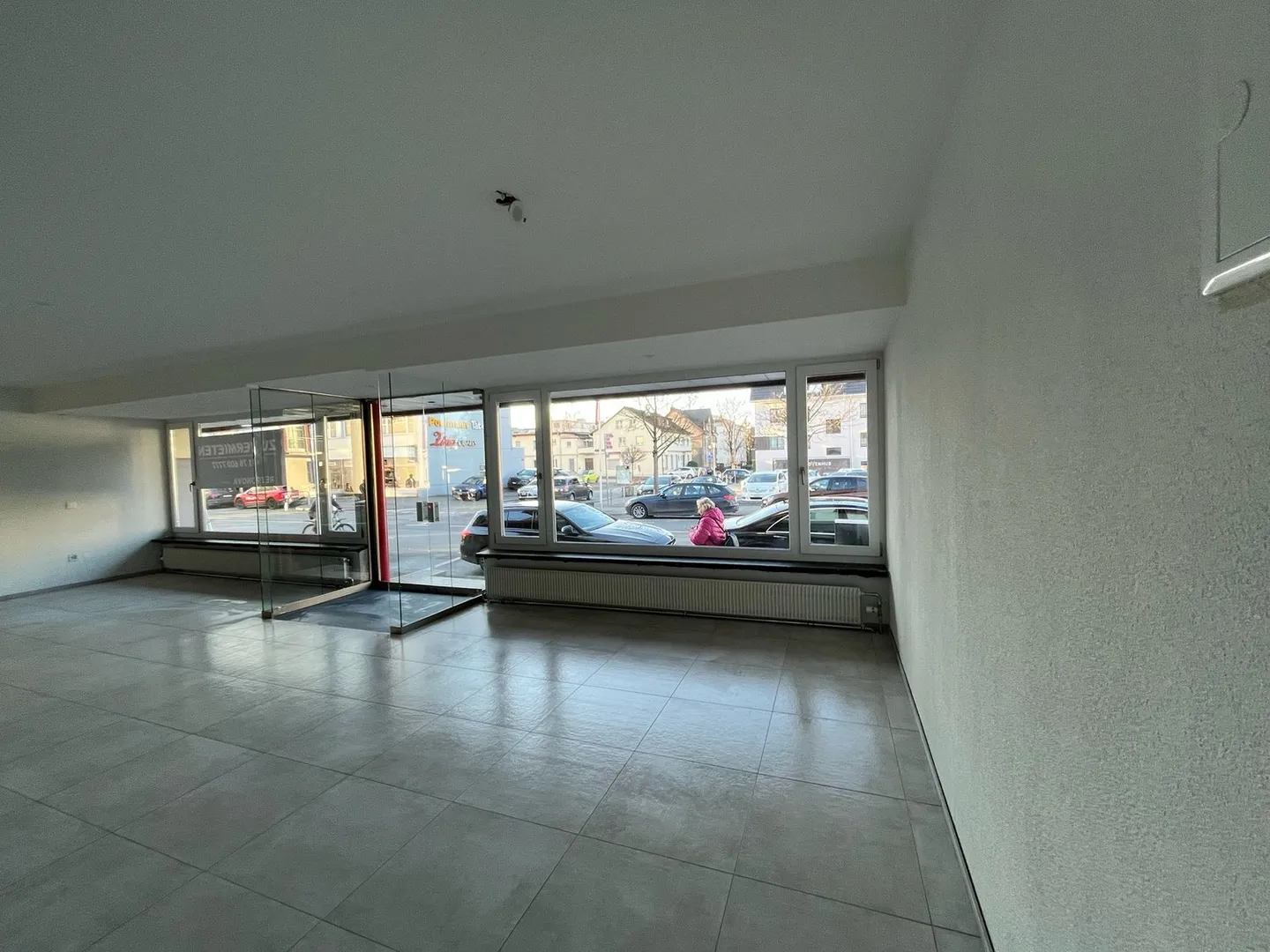 Spazio commerciale moderno in una posizione centrale a Kreuzlingen - Foto 2 di 4