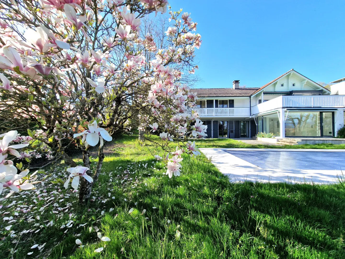 Villa Azur, prächtiges Schwimmbad und Garten, Wärmepumpe, Bellevue - Foto 3 von 13