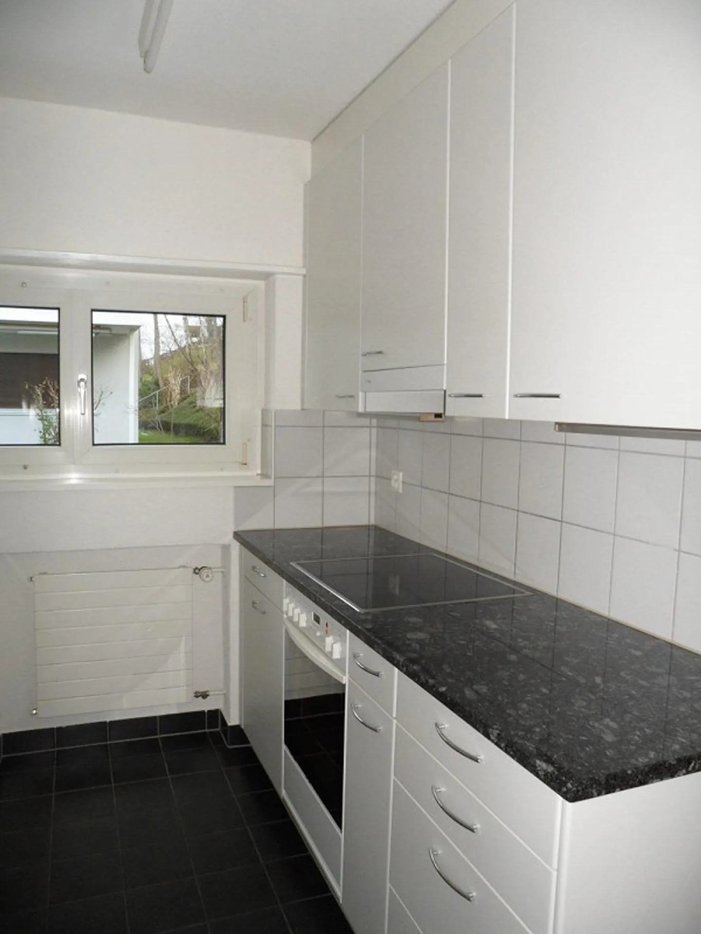 Charming apartment on Waldheimstrasse 1 in Zug - Photo 3 of 9