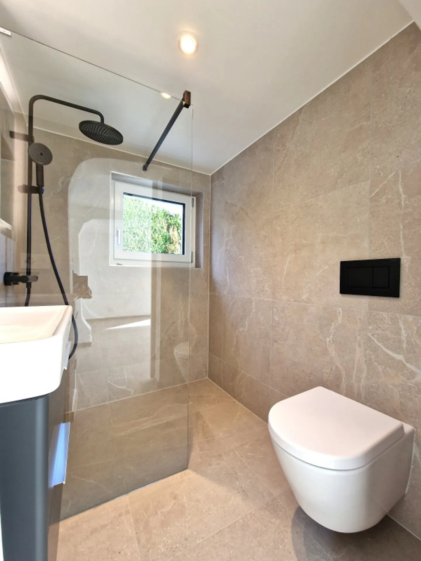 Villa Azur, prächtiges Schwimmbad und Garten, Wärmepumpe, Bellevue - Foto 9 von 13