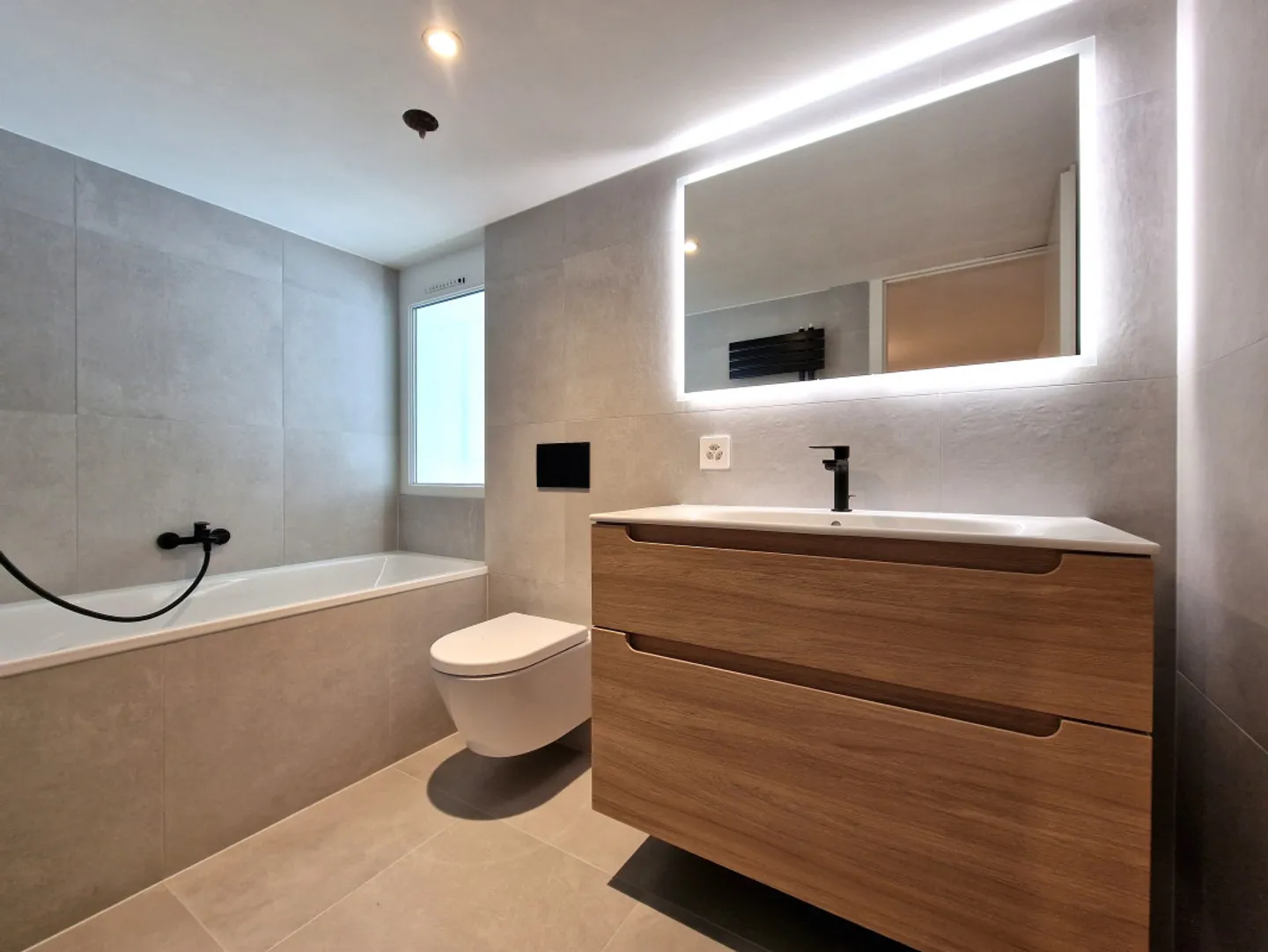 Villa Azur, prächtiges Schwimmbad und Garten, Wärmepumpe, Bellevue - Foto 11 von 13