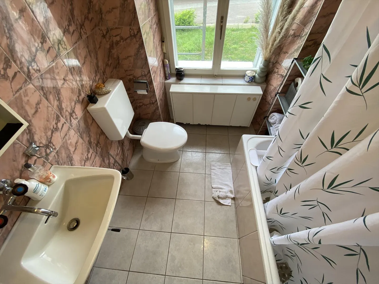 Edificio con 3 appartamenti con tetto completamente ristrutturato (2025) - Foto 14 di 23