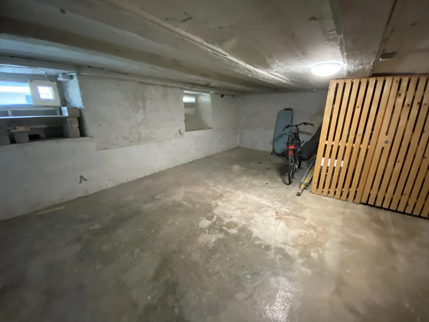 Edificio con 3 appartamenti con tetto completamente ristrutturato (2025) - Foto 17 di 23