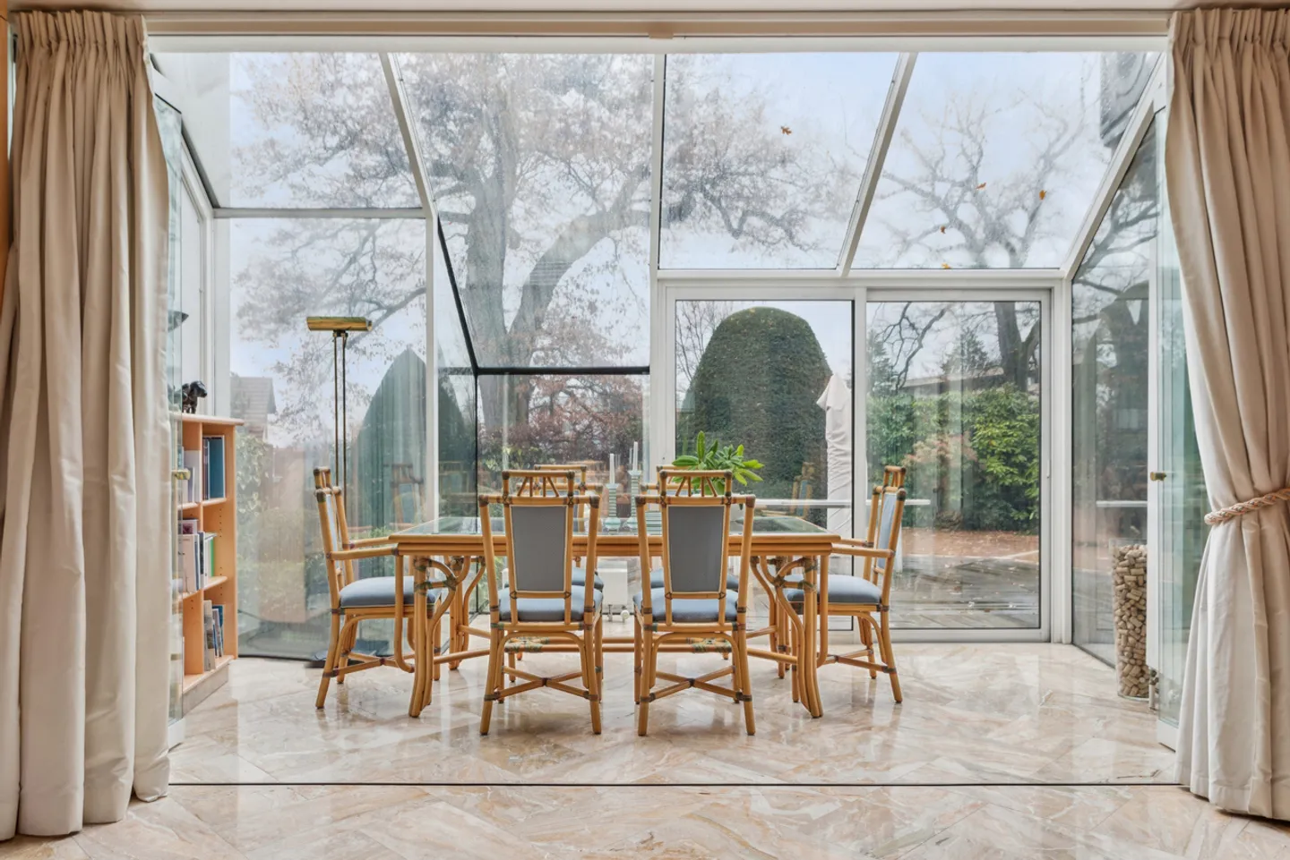 Splendida casa a schiera di 10 stanze con appartamento in affitto - Foto 3 di 9