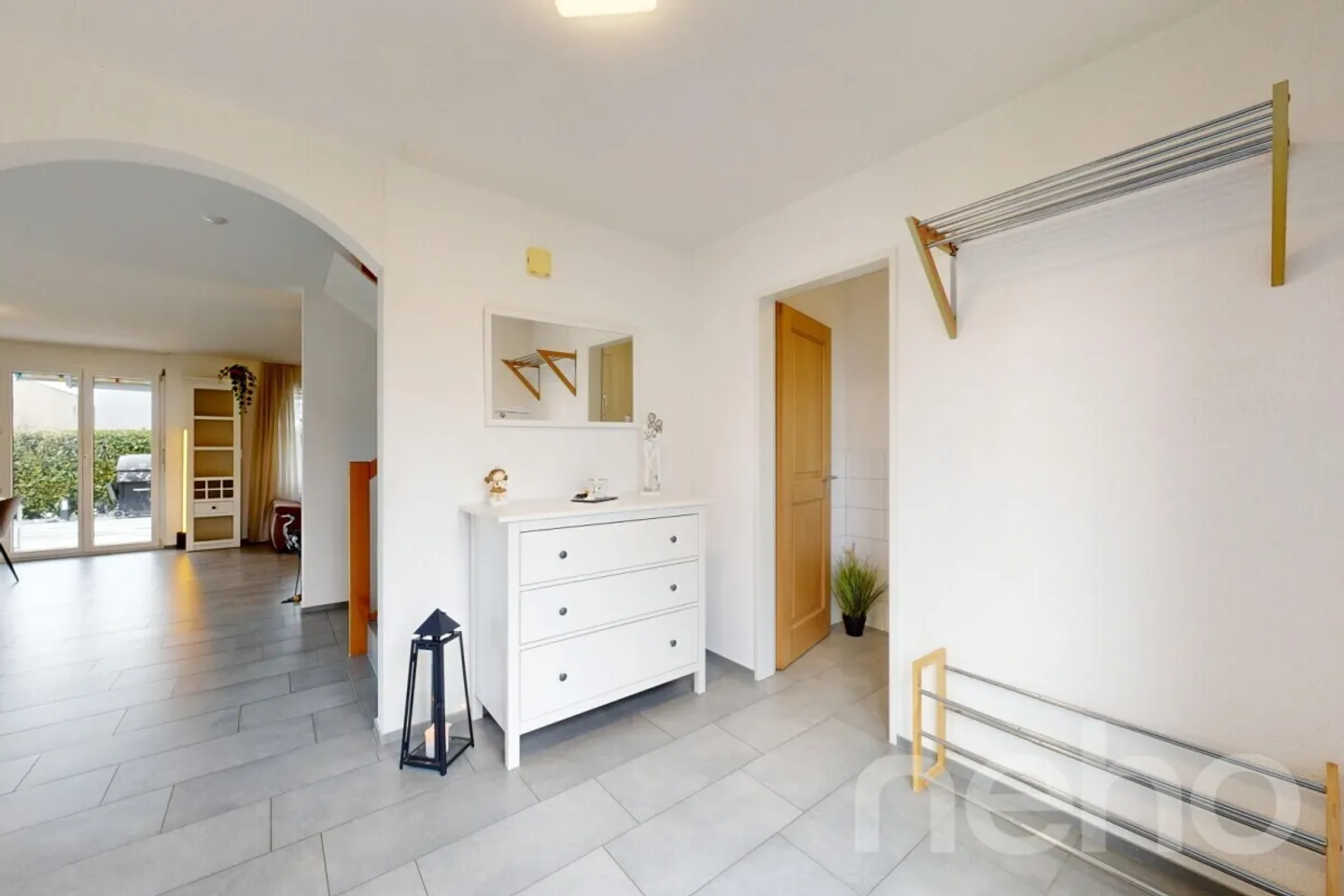 Maison individuelle avec 5,5 pièces et beaucoup d'intimité - Photo 2 sur 12