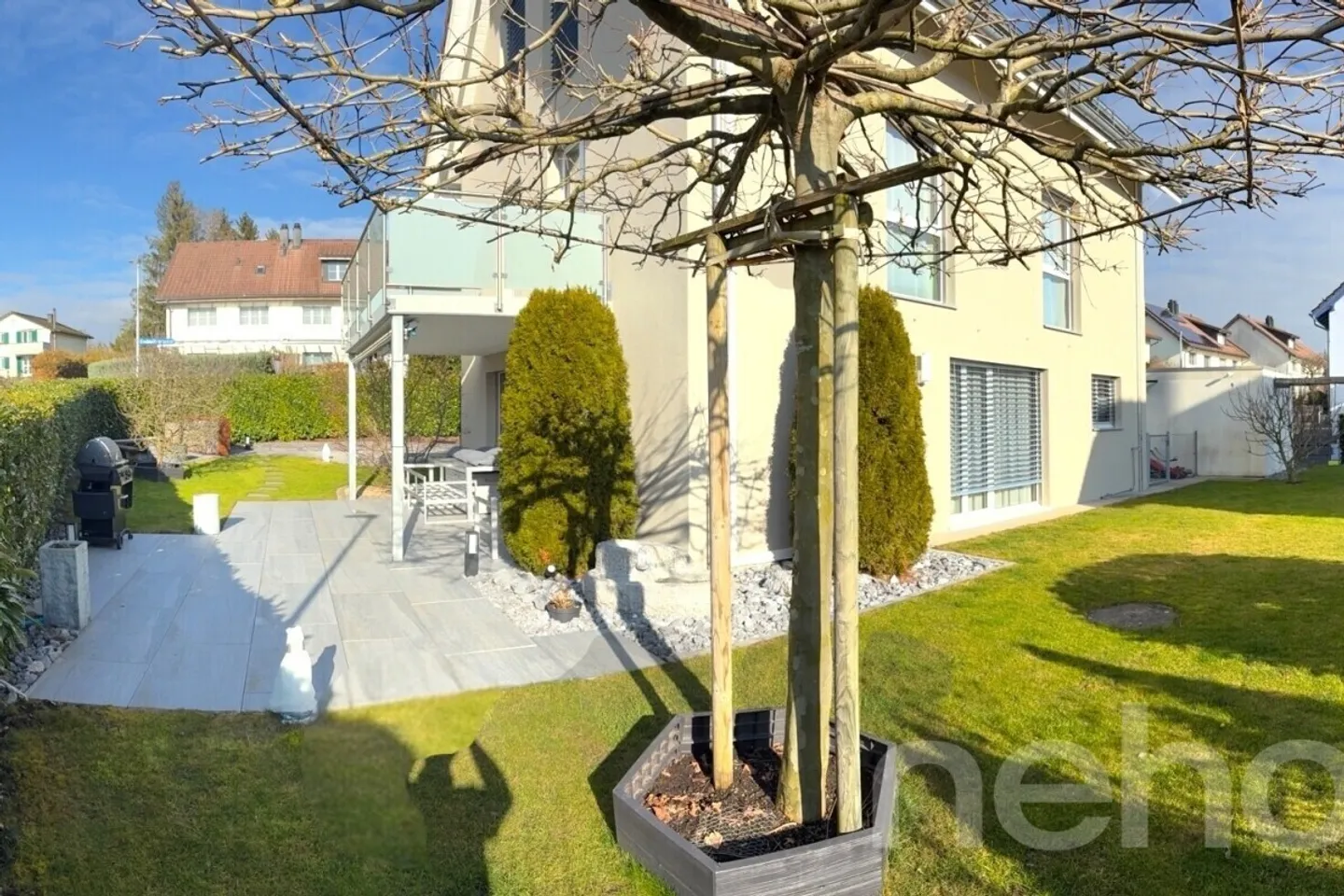 Maison individuelle avec 5,5 pièces et beaucoup d'intimité - Photo 10 sur 12