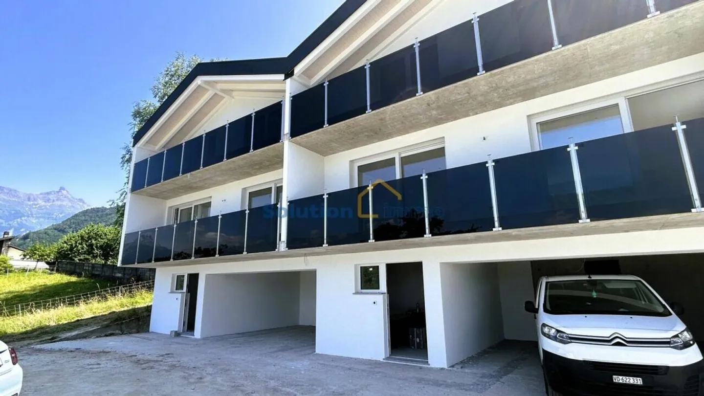 Casa a gradini in affitto - Foto 1 di 13