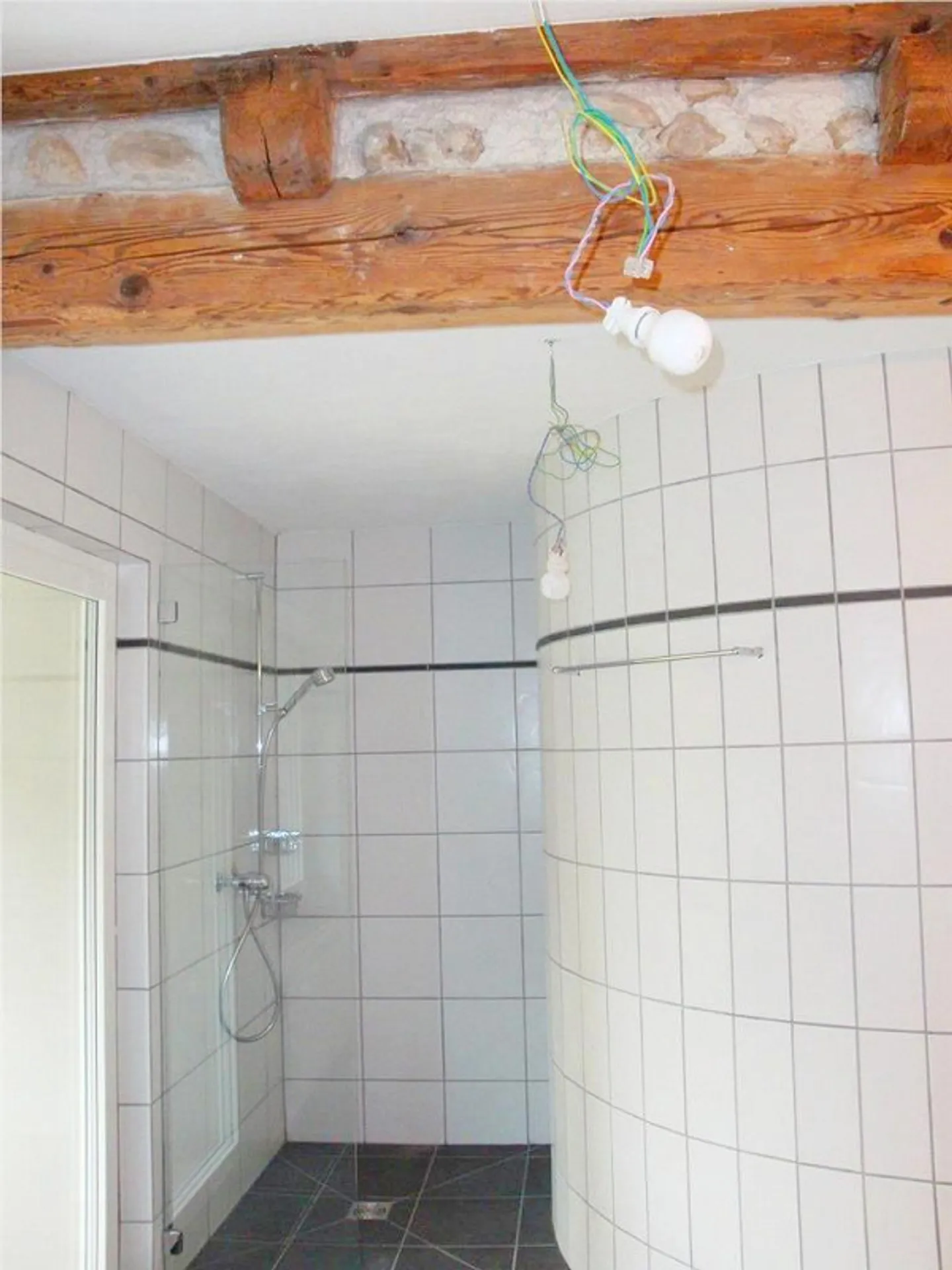 Casa a schiera angolare di 5 1/2 stanze, 200 m2 - Foto 8 di 10