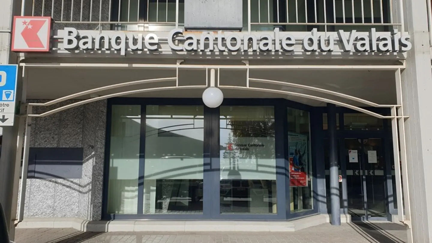 Exceptional Commercial Space - Photo 12 of 13