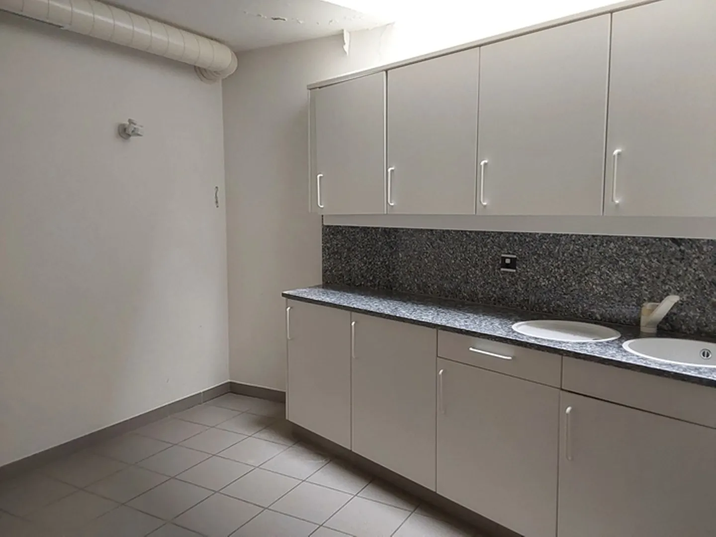 Exceptional Commercial Space - Photo 13 of 13