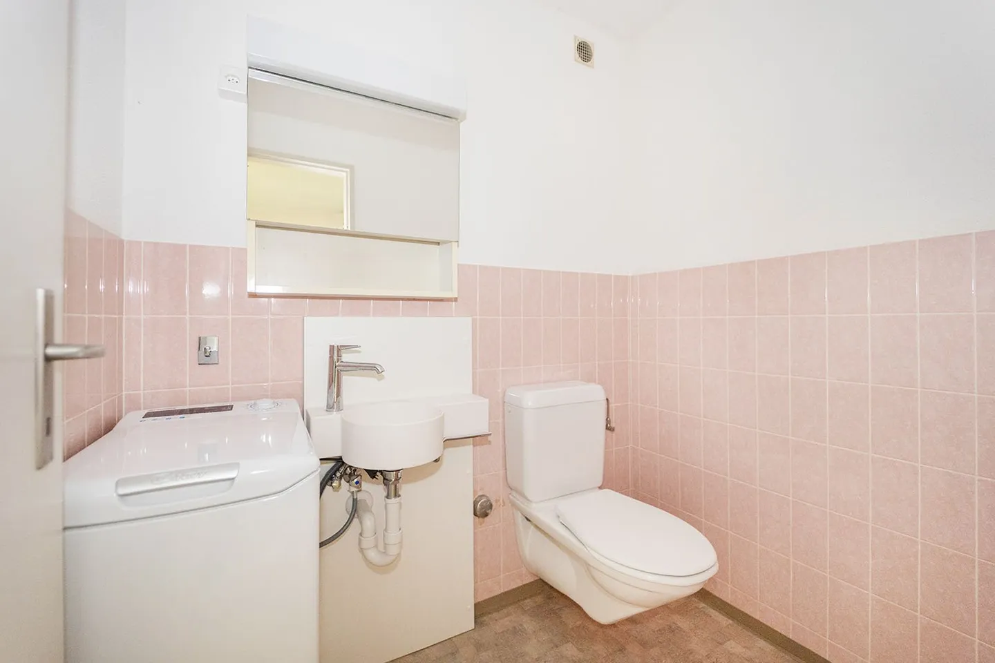 RÉSERVÉ - Appartement attrayant à usage personnel ou comme bien d'investissement - Photo 7 sur 14