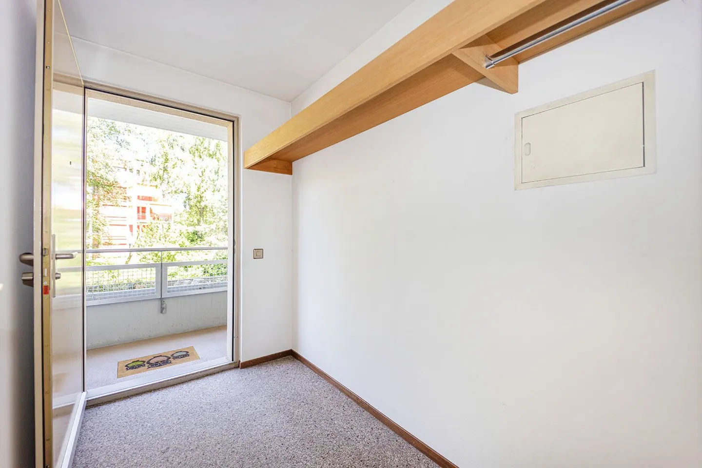 RÉSERVÉ - Appartement attrayant à usage personnel ou comme bien d'investissement - Photo 4 sur 14