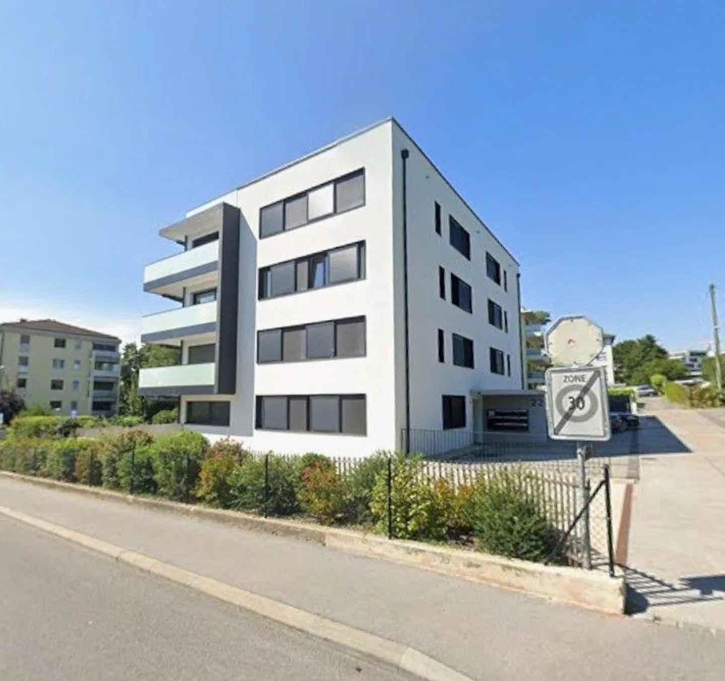 *Dachwohnung* - Foto 3 von 13