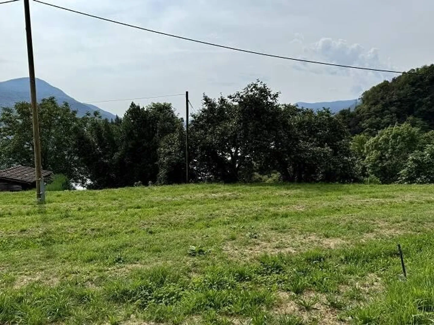 Sonniges Baugrundstück mit Seeblick - Foto 7 von 13