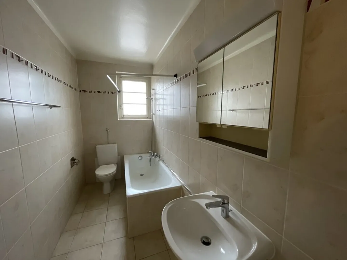 Wohnung mieten - Foto 6 von 6