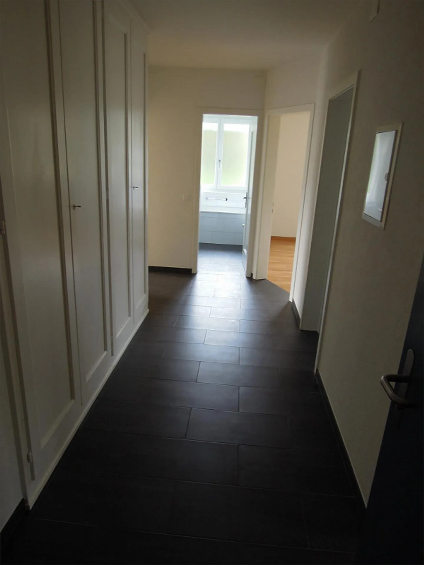 Bell'appartamento nella migliore posizione a Köniz! - Foto 7 di 9