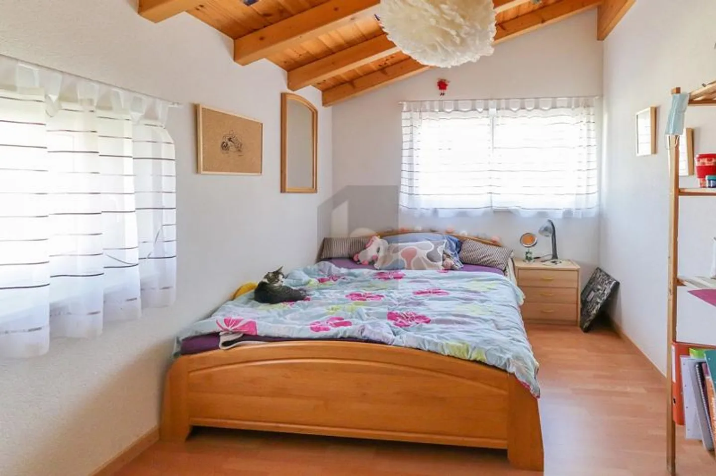 MODERNO, LUMINOSO, VISTA MONTAGNE CON JACUZZI - Foto 4 di 6