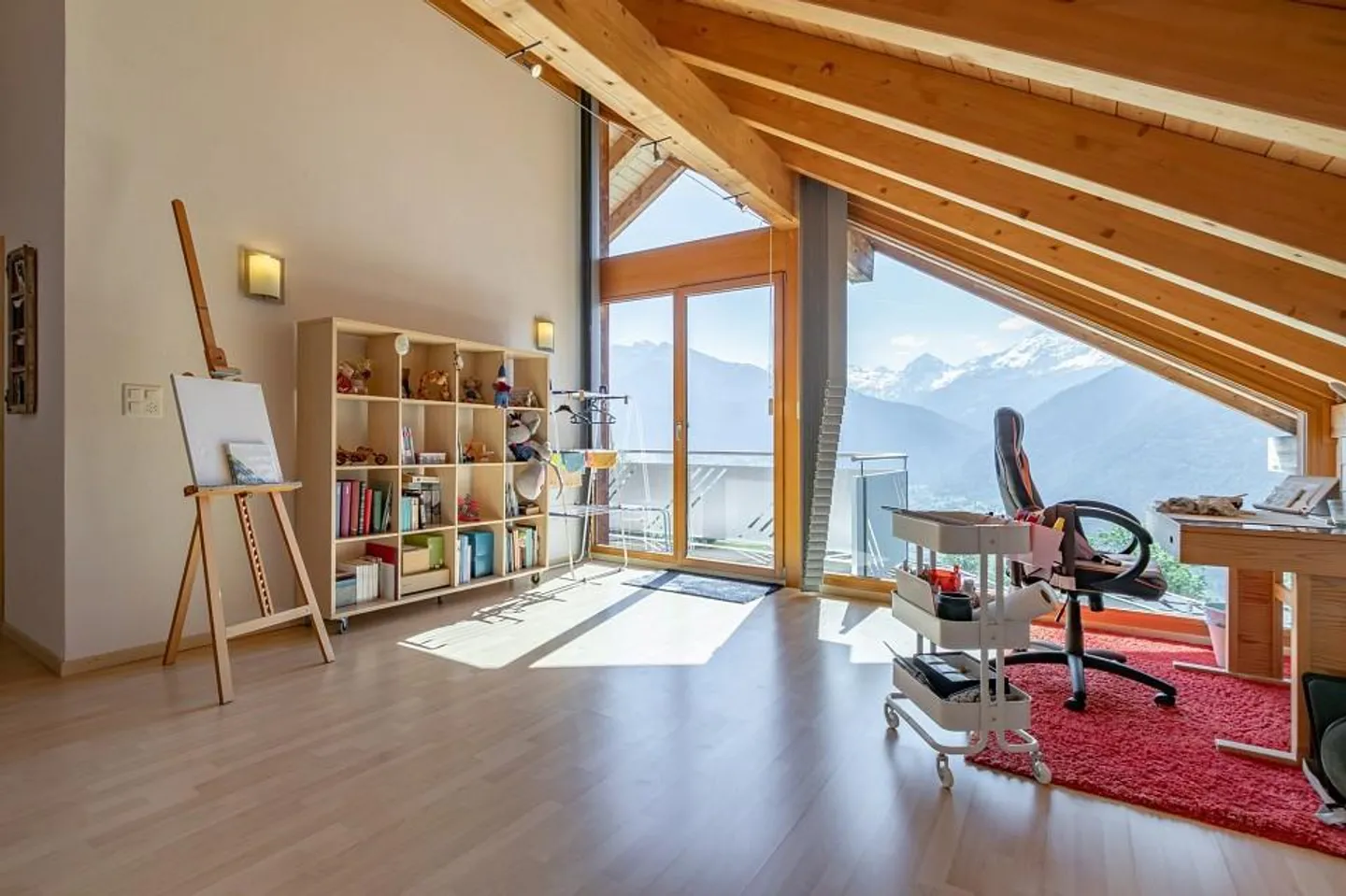 Einfamilienhaus mit spektakulärer Aussicht - Foto 7 von 13