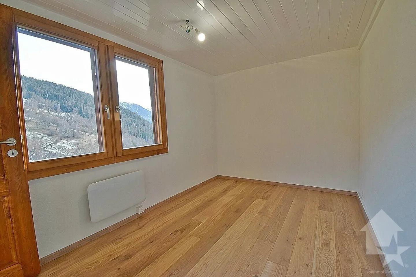 Magnifique appartement de 3,5 pièces entièrement rénové en 2025 - Photo 10 sur 12