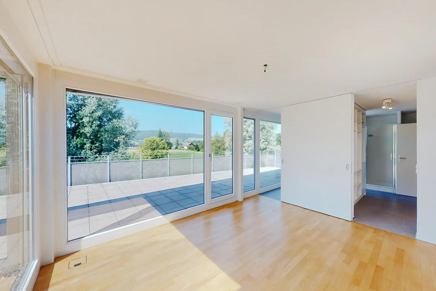 Luxury Attic Apartment - Photo 7 of 12