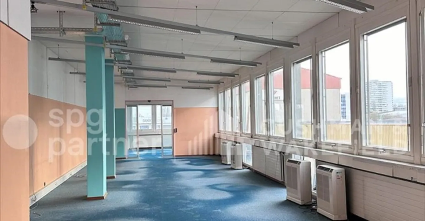 Office - Photo 2 of 5