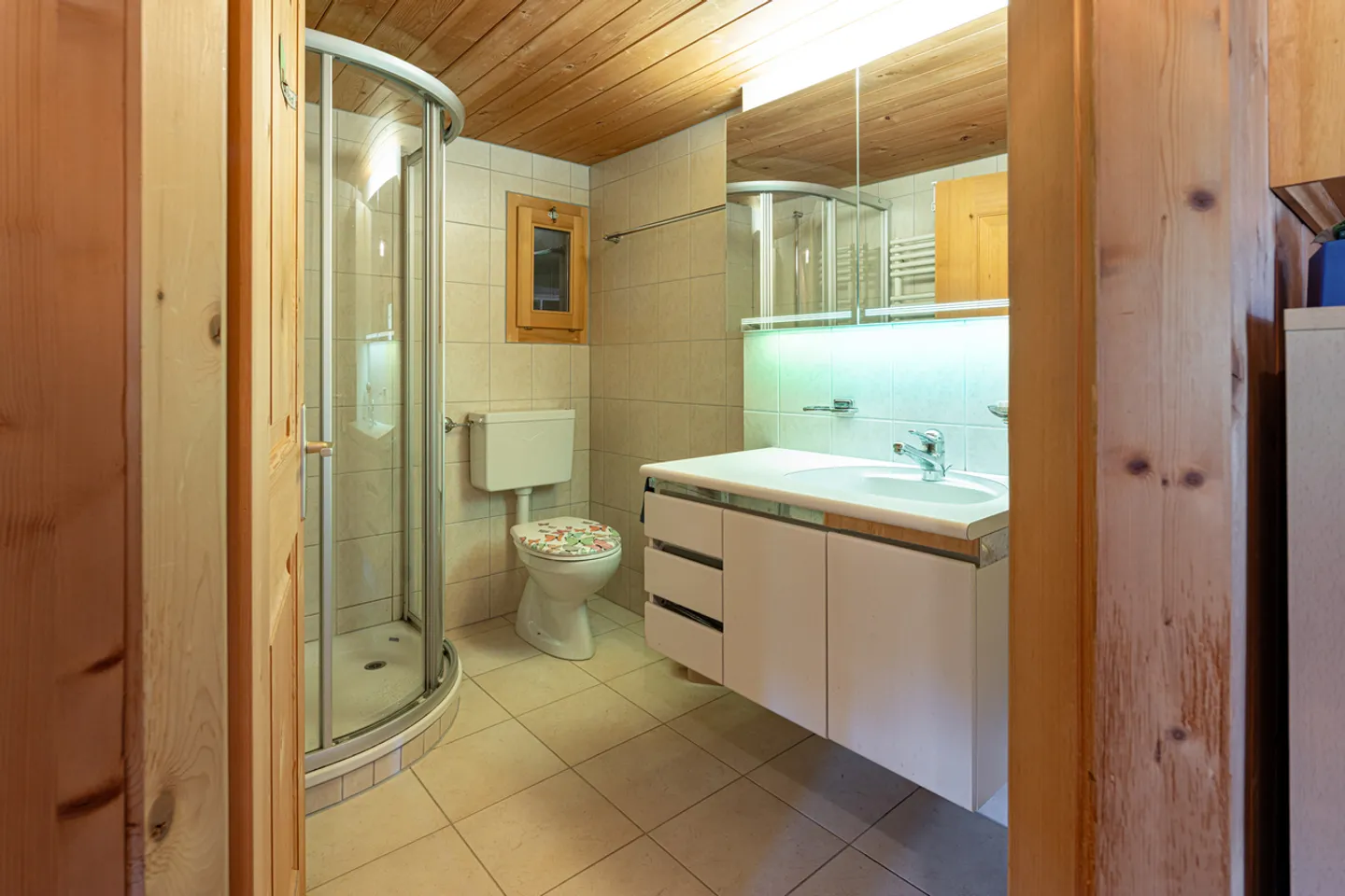 Charmante maison multi-générationnelle - Photo 8 sur 10
