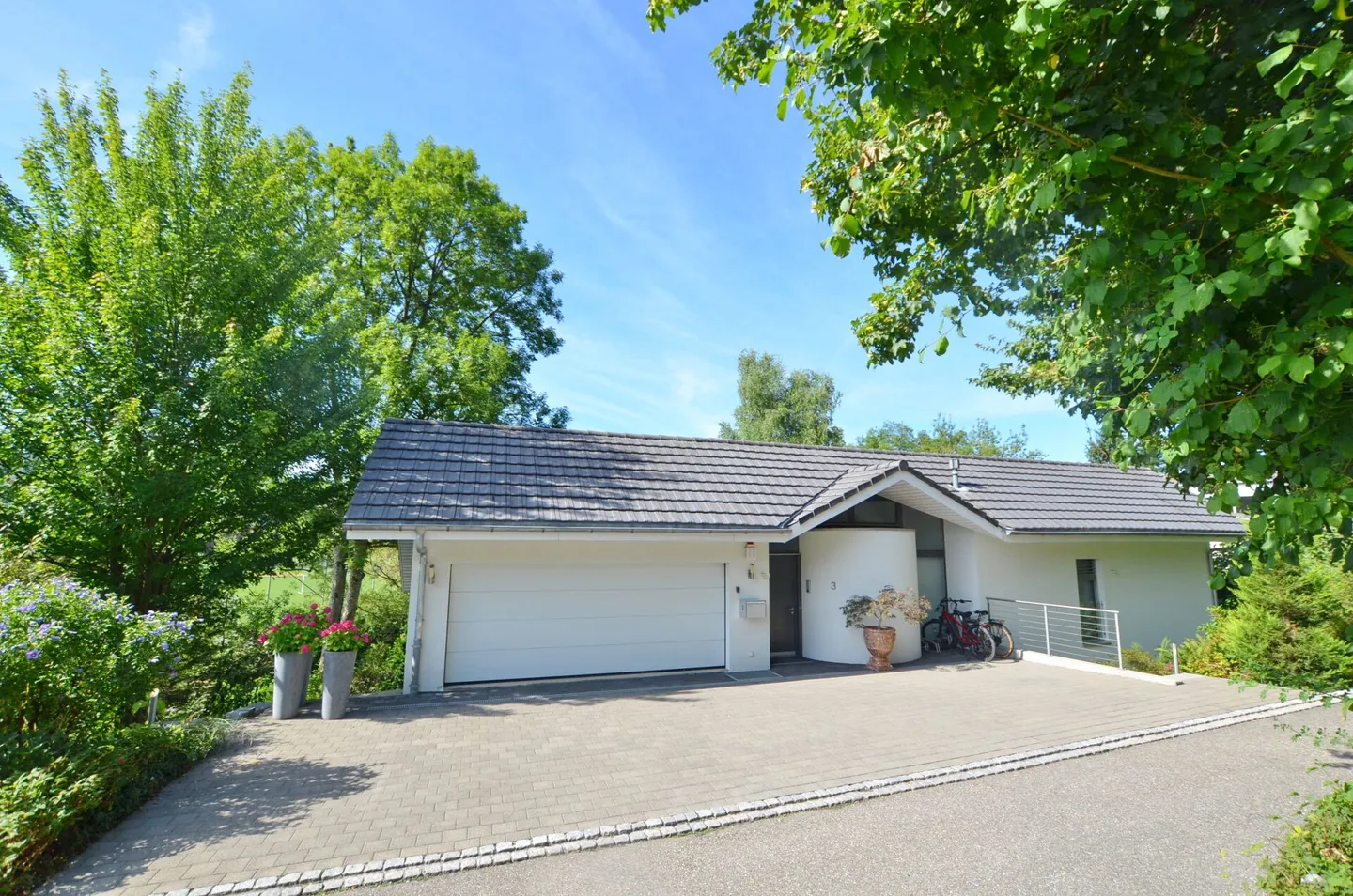 «6½ Zimmer-Haus im gehobenen EFH-Quartier, ruhig, an sehr bevorzugter Lage gelegen» - Foto 5 von 5