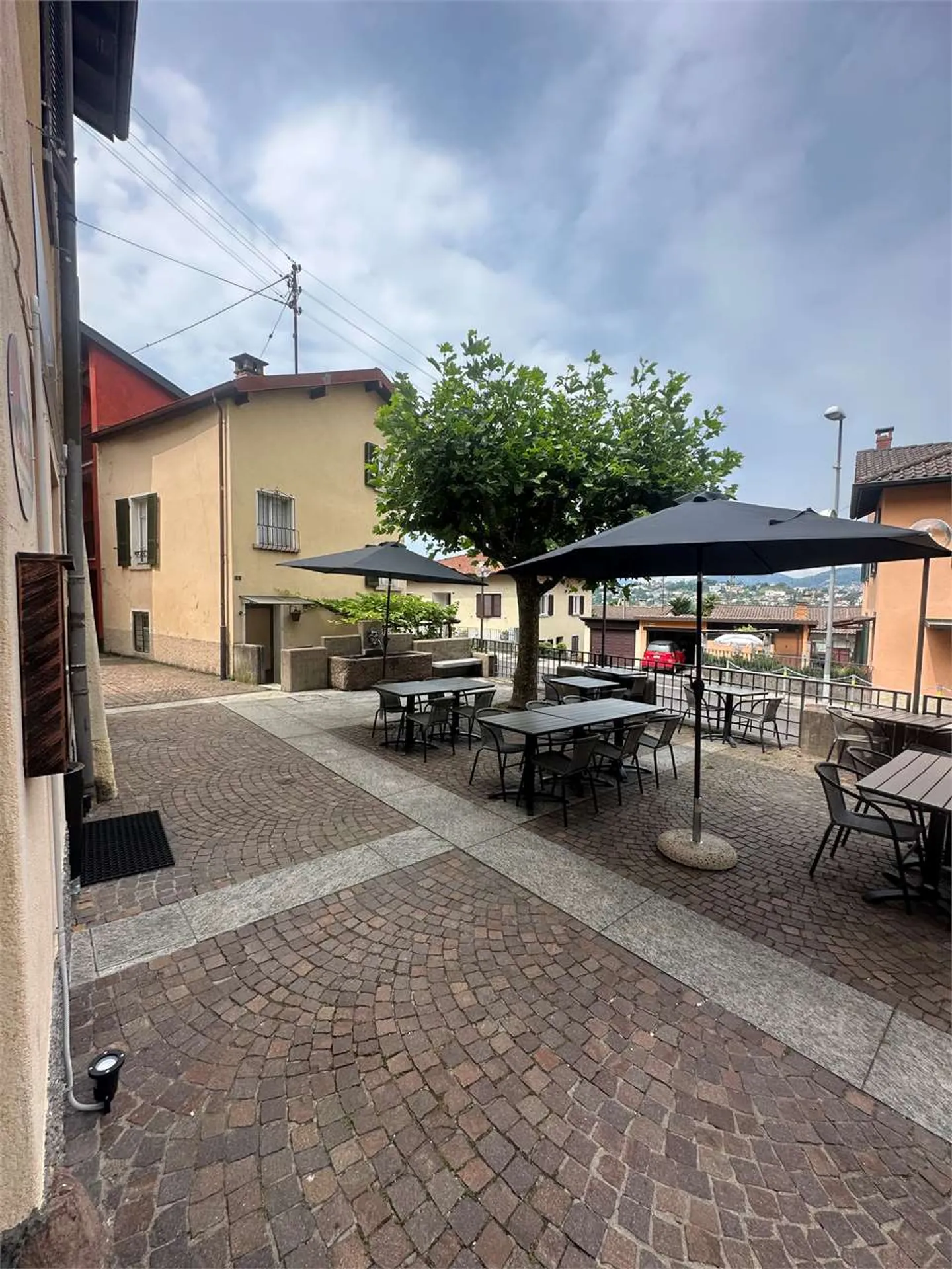 Penthouse with Lake View in Lugano - Photo 19 of 38