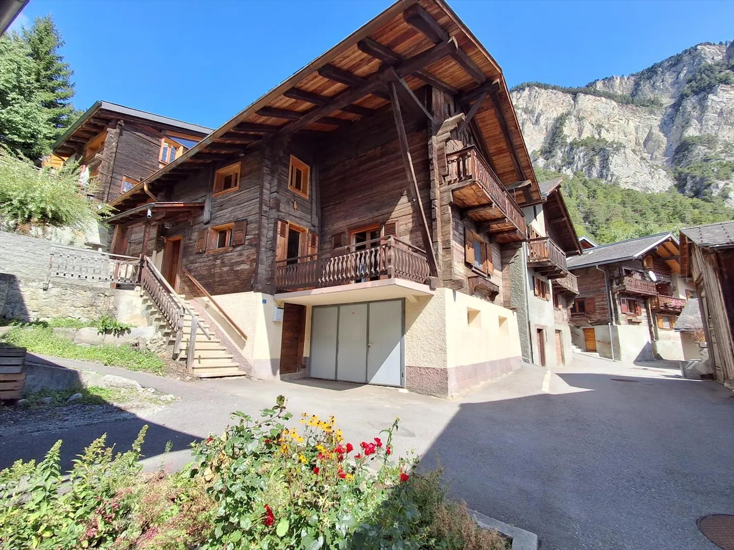 Chalet 4.5 pièces - Photo 2 sur 13