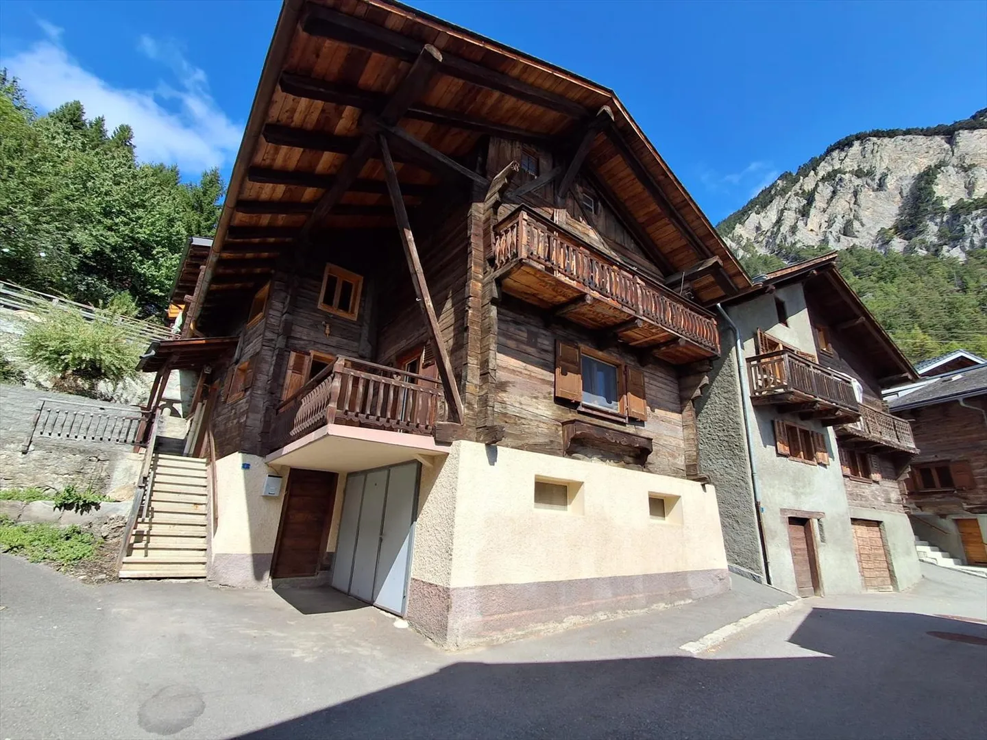 Chalet 4.5 pièces - Photo 1 sur 13