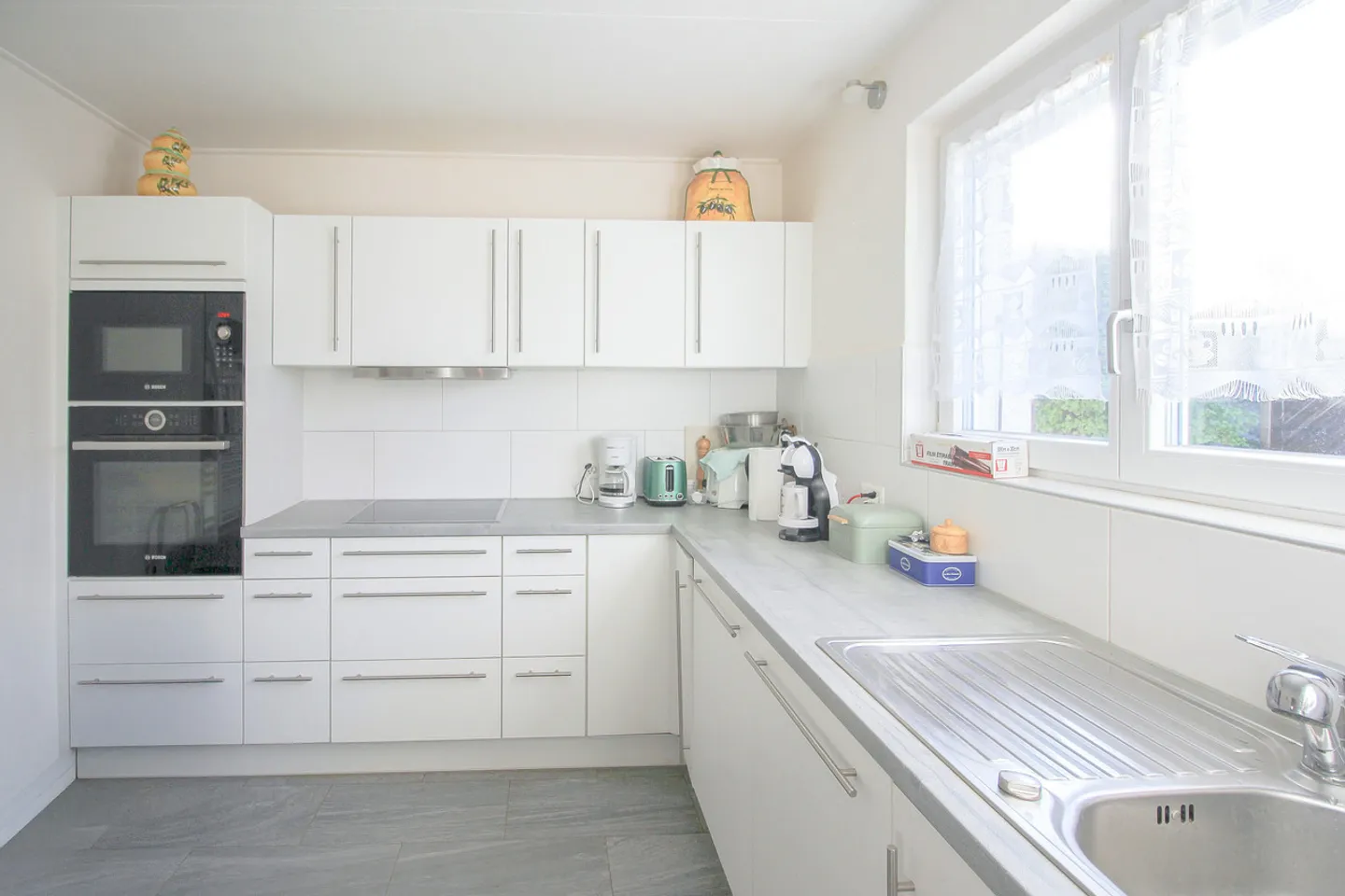 Casa indipendente con 5 camere e garage con potenziale di espansione - Foto 8 di 26