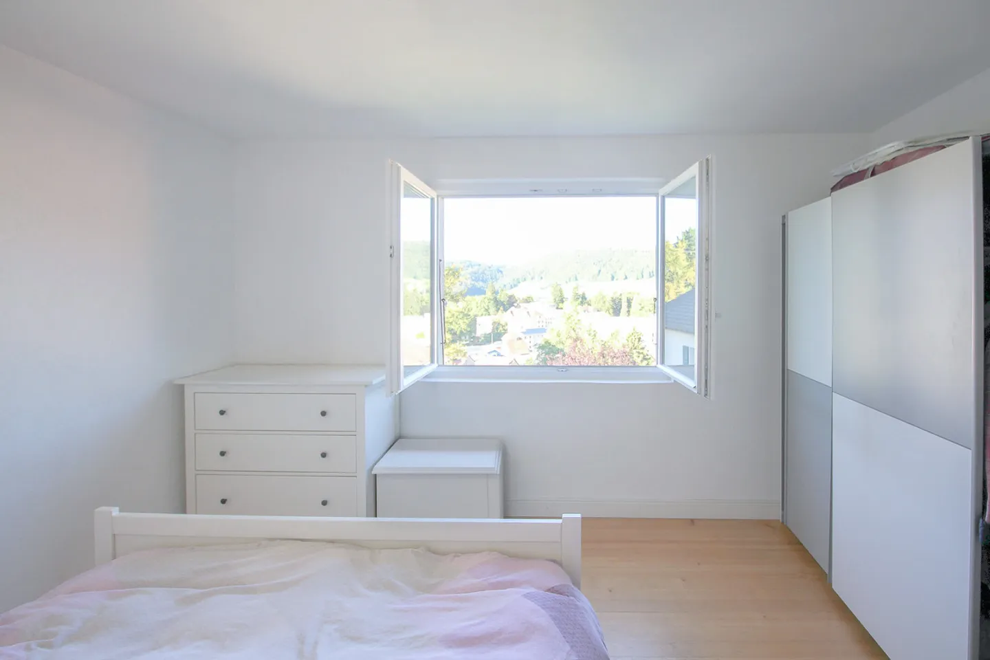 Casa indipendente con 5 camere e garage con potenziale di espansione - Foto 11 di 26