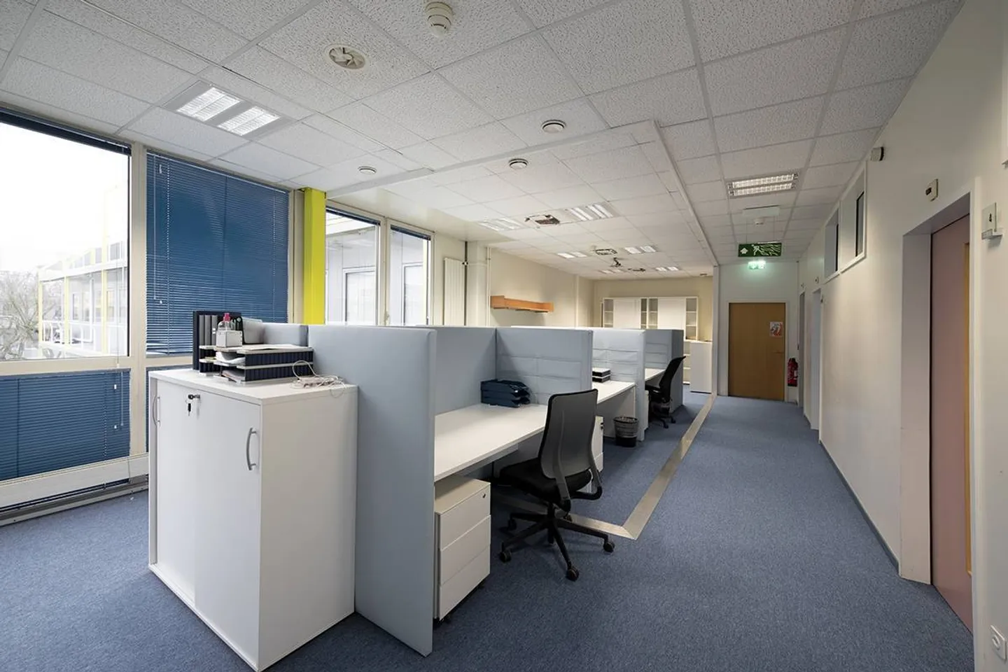 Locali nella zona FTI di circa 720m2 a Plan-les-Ouates - Foto 1 di 9