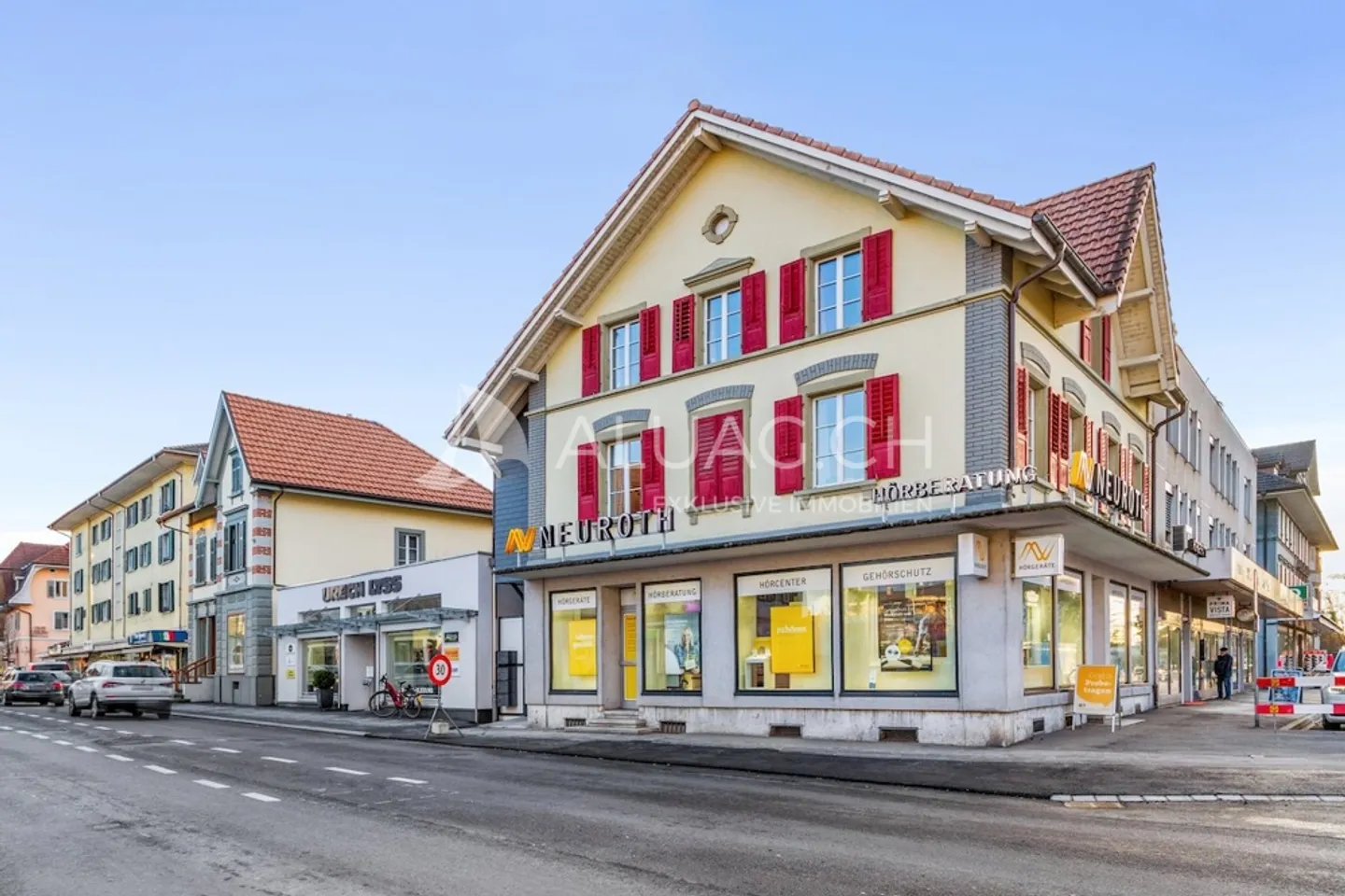 Mehrfamilienhaus mit Geschäftslokal - Foto 3 von 8
