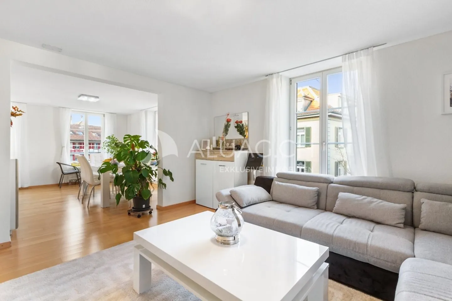 Mehrfamilienhaus mit Geschäftslokal - Foto 6 von 8