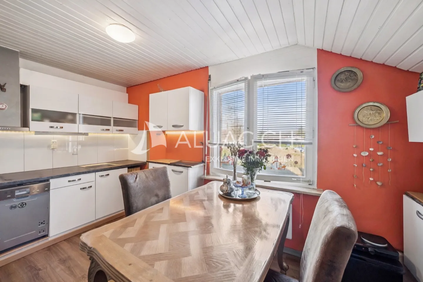 EFH MIT EINLIEGERWOHNUNG IN STRANDNÄHE - Foto 9 von 13