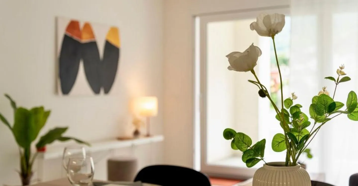 Modern and practical with 2 free net monthly payments - Photo 8 of 9