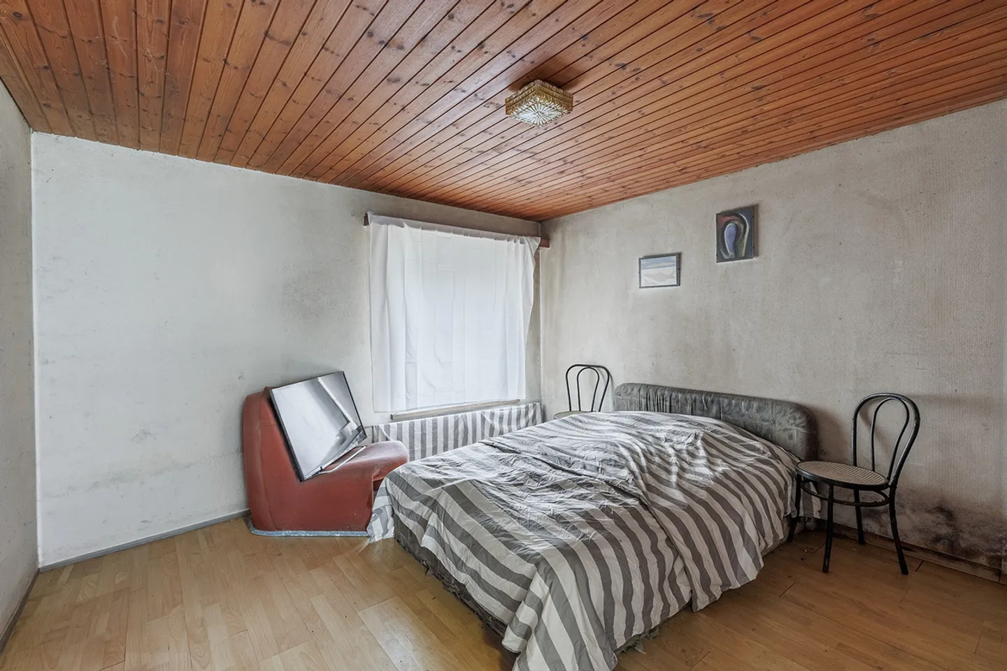 Options de logement variées avec un potentiel de développement attrayant - Photo 5 sur 13