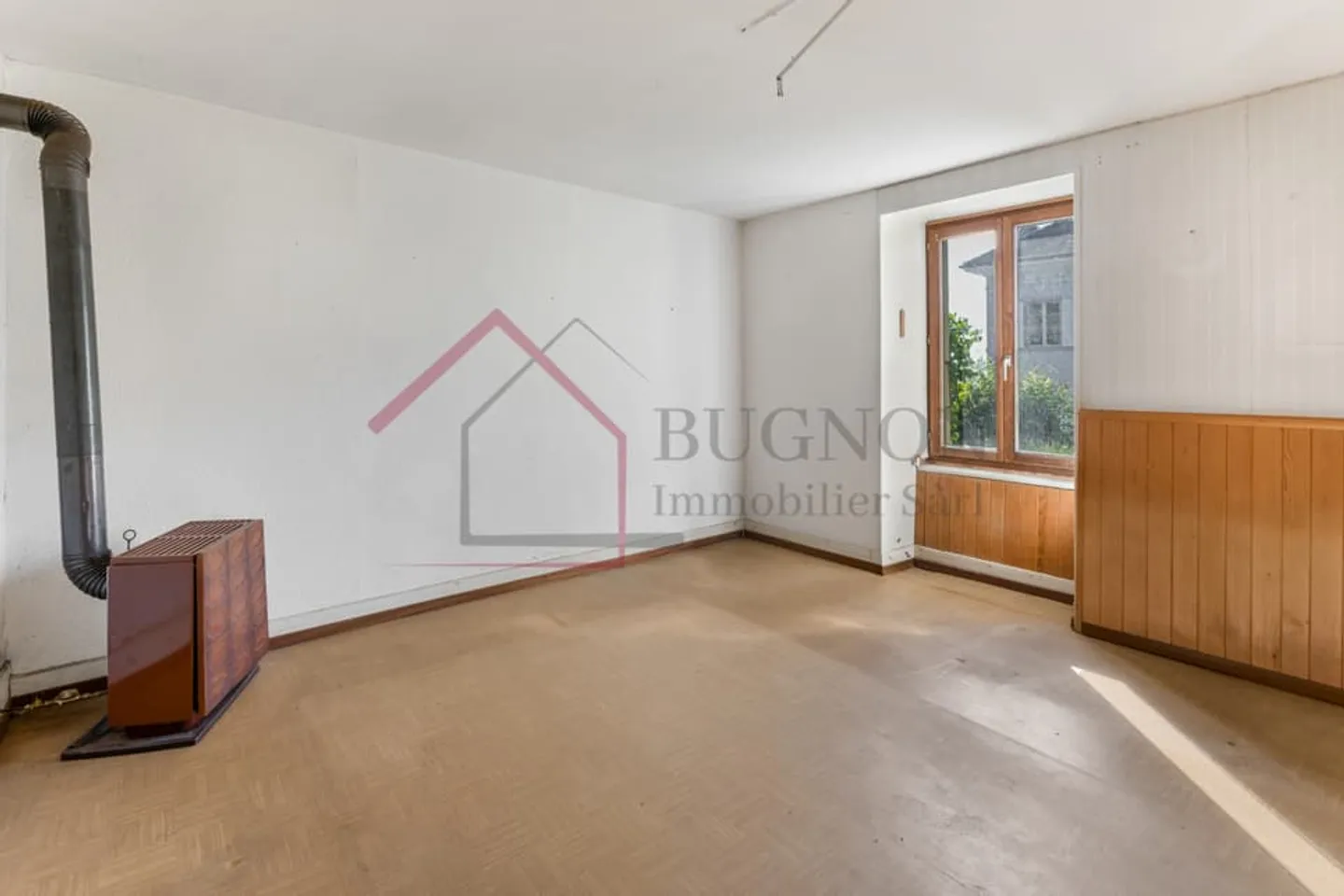 FARM TO TRANSFORM OF 5.5 ROOMS - Photo 3 of 13