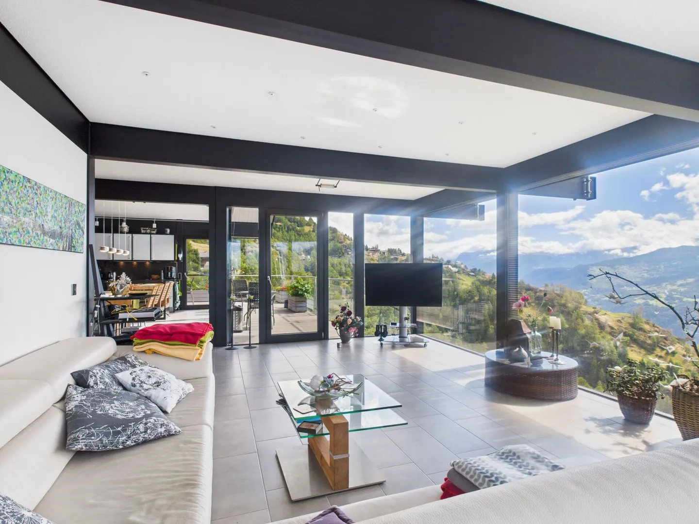 Dream house with its own wellness oasis in the mountains - Photo 2 of 15