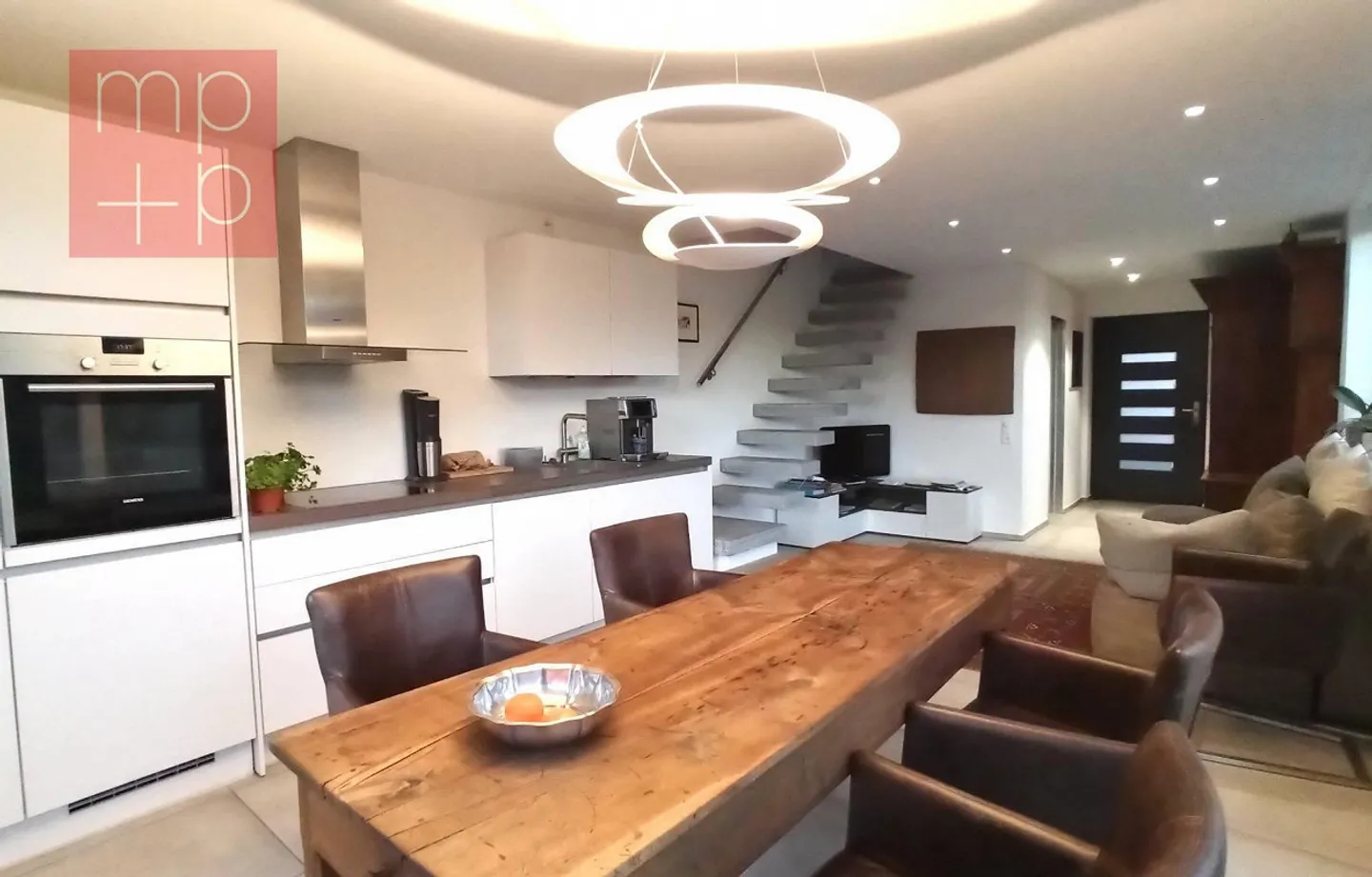 Exklusives Haus in Cugnasco - Foto 1 von 8