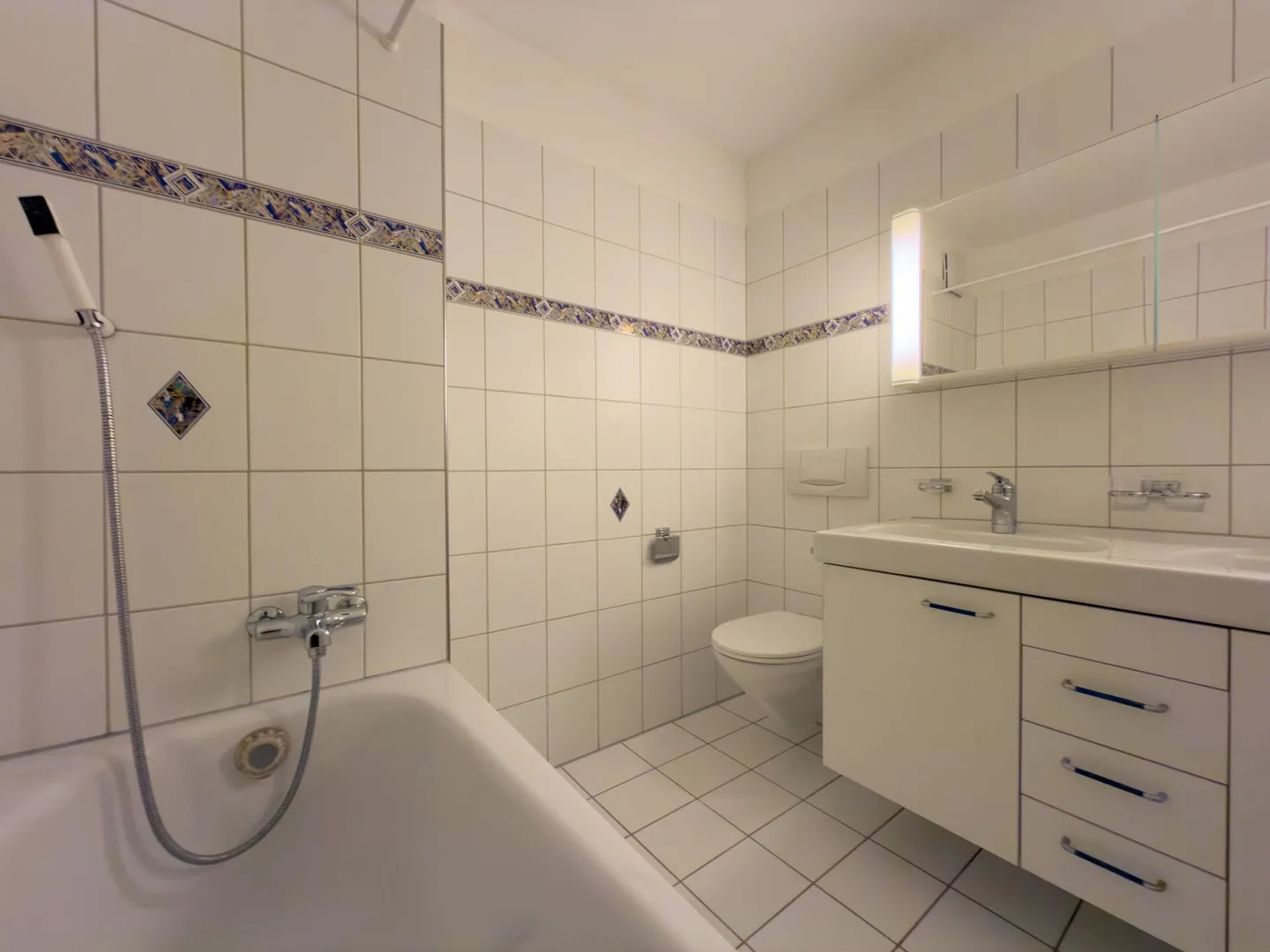 Spacious 4.5-room apartment - centrally and conveniently located - Photo 12 of 17