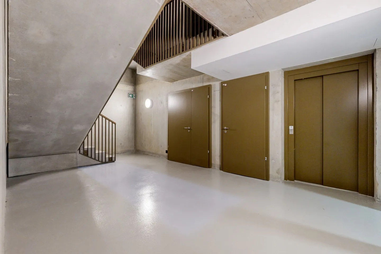 Mischgenutztes Gebäude mieten - Foto 1 von 8