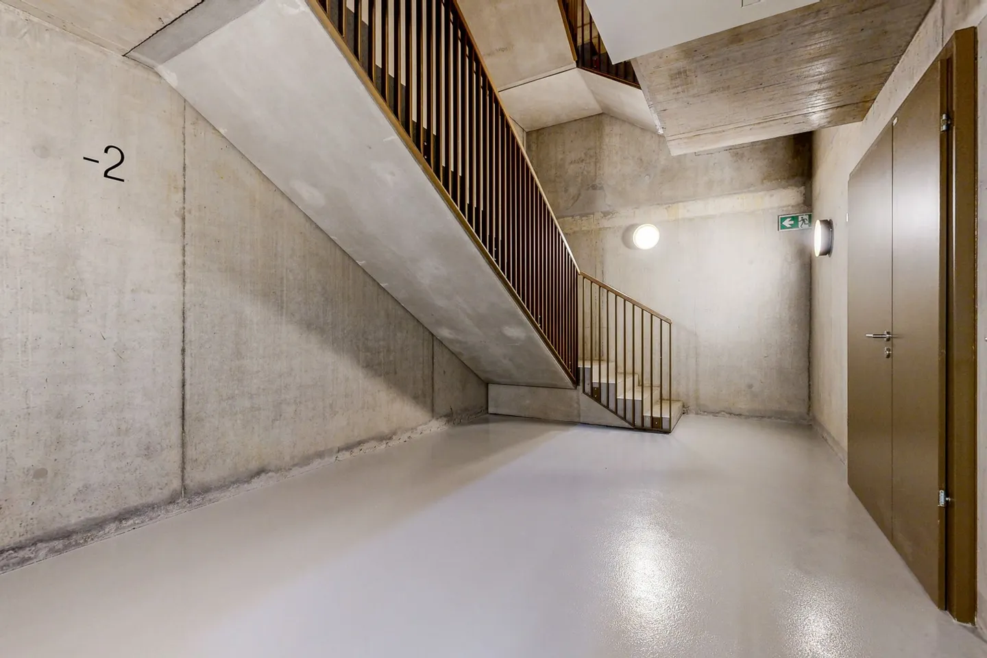 Mischgenutztes Gebäude mieten - Foto 6 von 8
